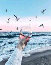 Без бренда «Бокал вина и рассветное море» в Перми